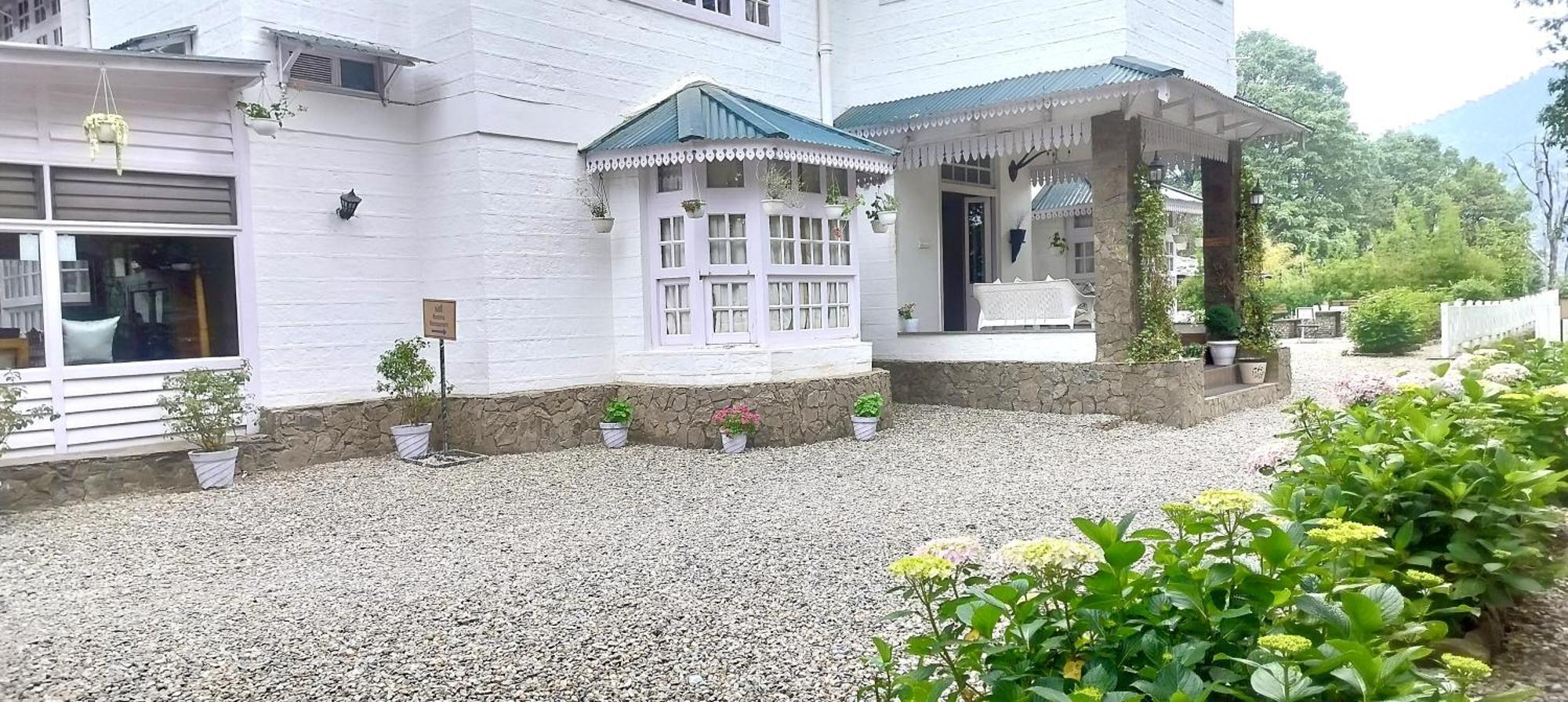 Bhikampur Lodge By Nine Hotels Нейнитал Екстериор снимка